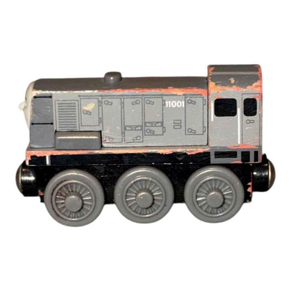 Dennis Diesel Tank Engine Thomas the Train Wooden Railway Friends Gray 2003 VTG - Picture 2 of 6